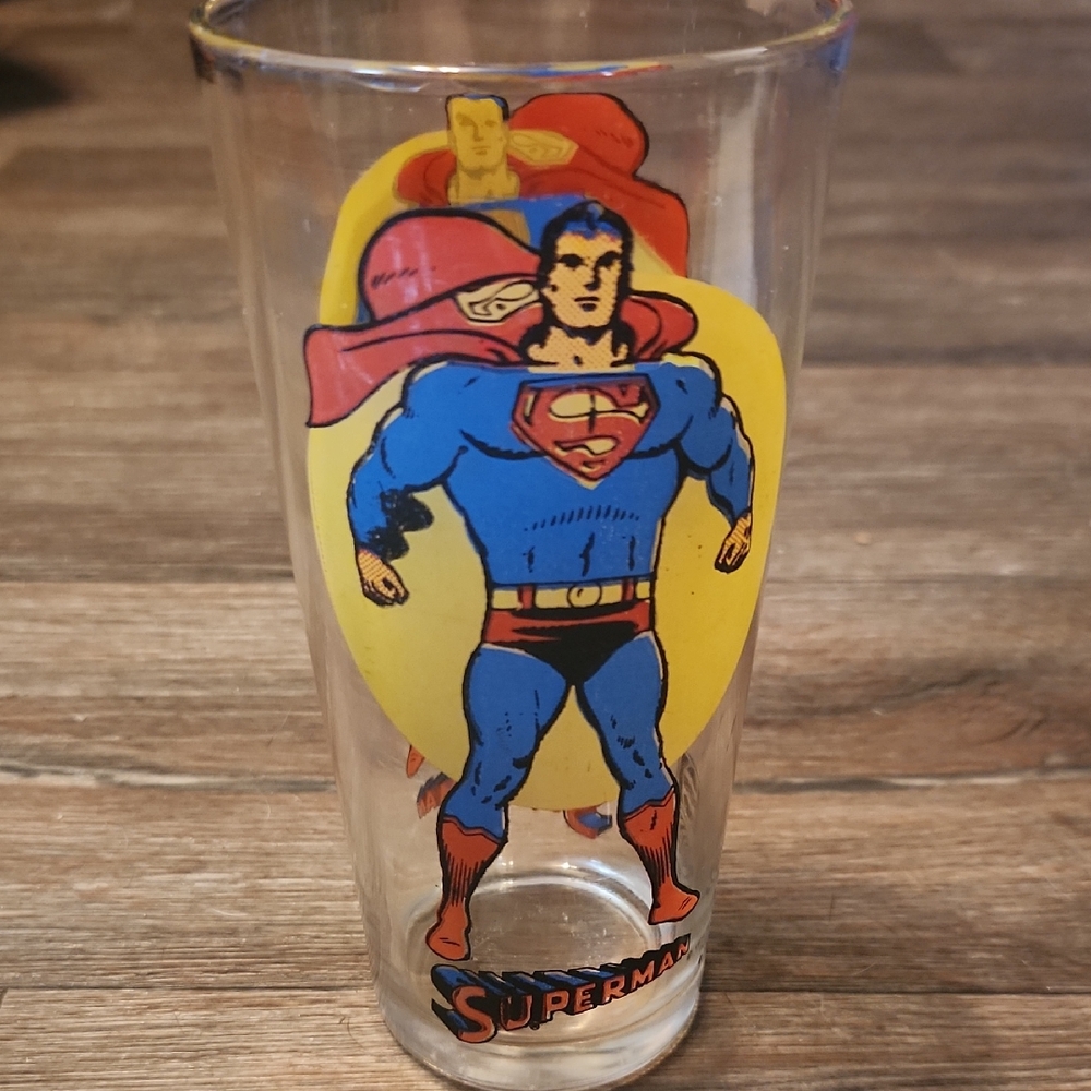 FLAWED Pepsi Super Series Drinking Glass "Superman" (1976)